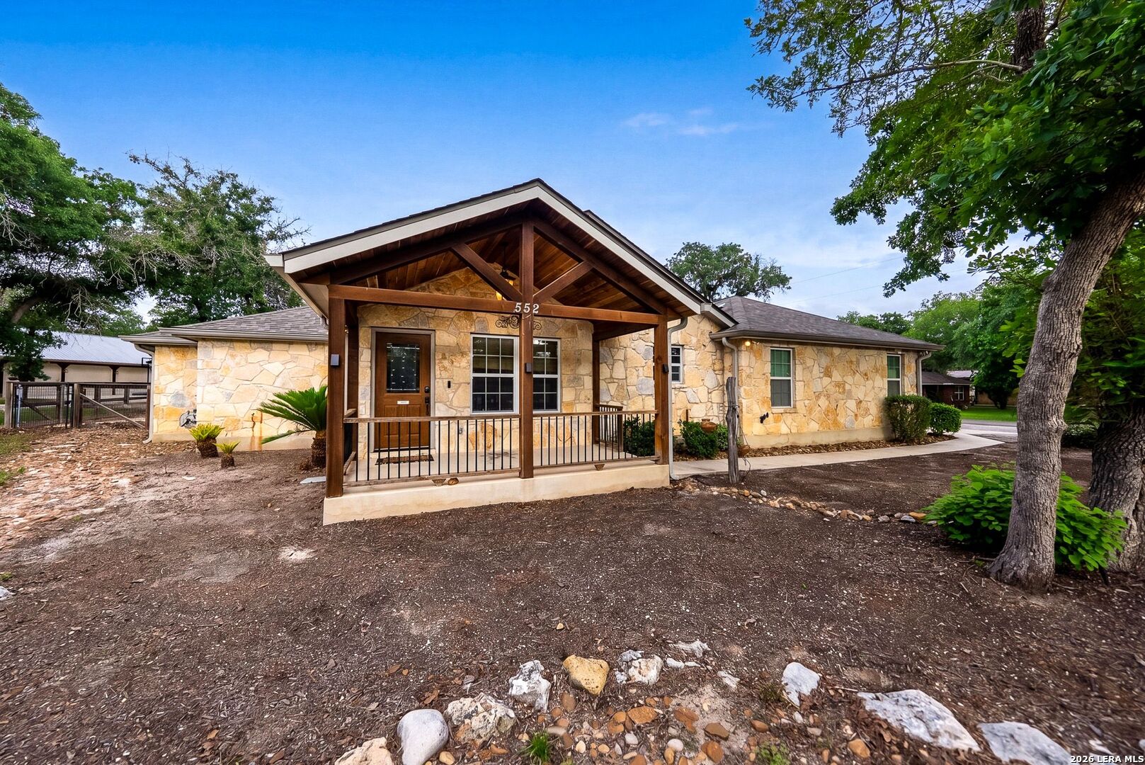 552 Jacobs Ln