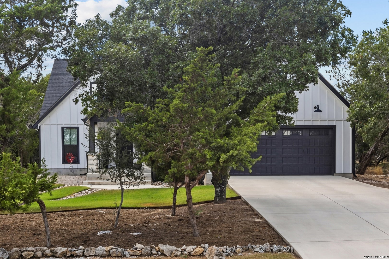 130 Mountain View Trl