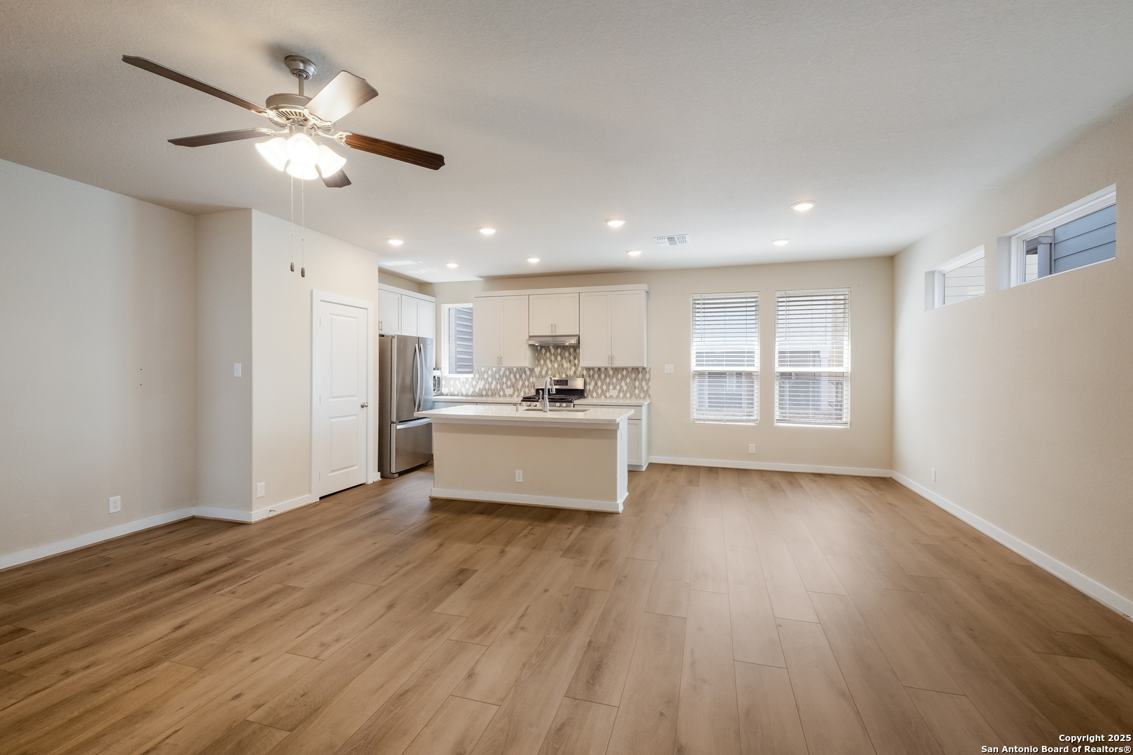 6446 Babcock Rd UNIT