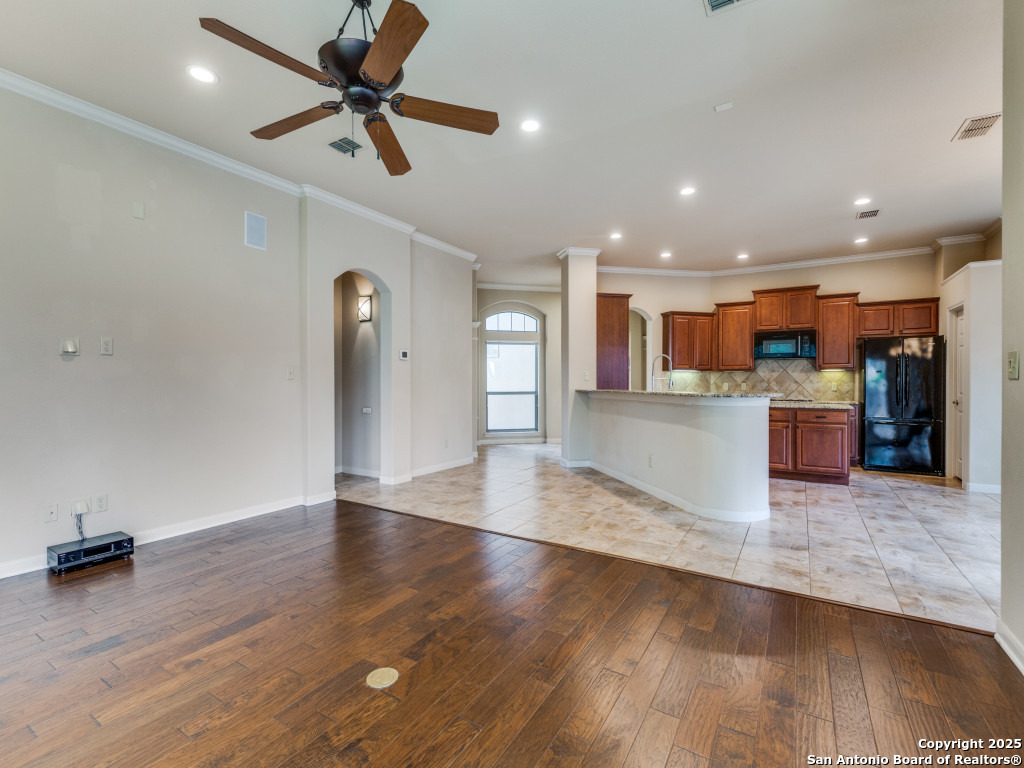 15 Cascade Glen