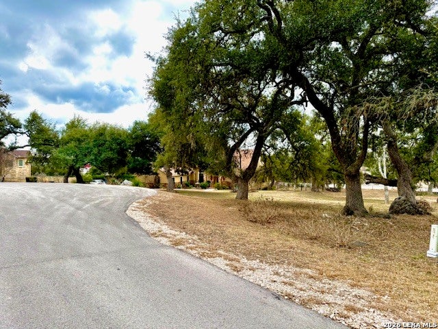 Photo of 1516 Mount Bear, Canyon Lake, TX 78133 (MLS # 1943152)