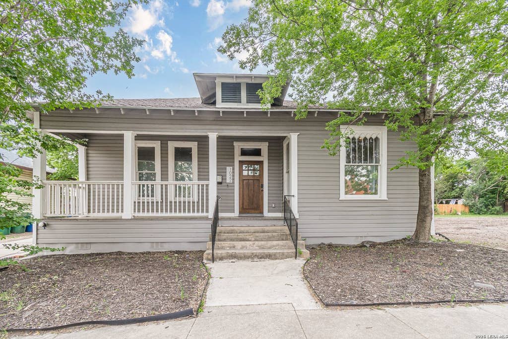 Photo of 1022 Nolan, San Antonio, TX 78202 (MLS # 2003423)