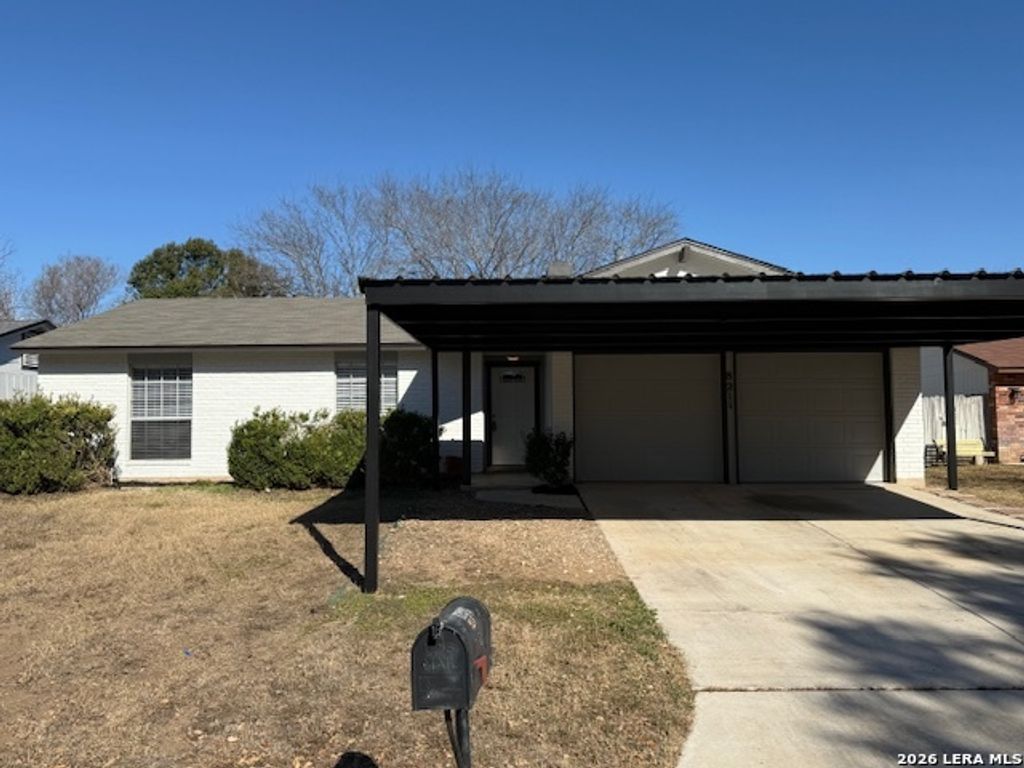 Photo of 8211 meadow fire st, San Antonio, TX 78251 (MLS # 1939095)