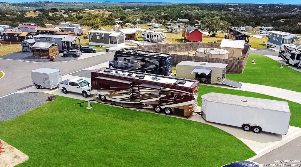 Photo of 5386 Ranch Road 1376 #232, Fredericksburg, TX 78624 (MLS # 1919908)