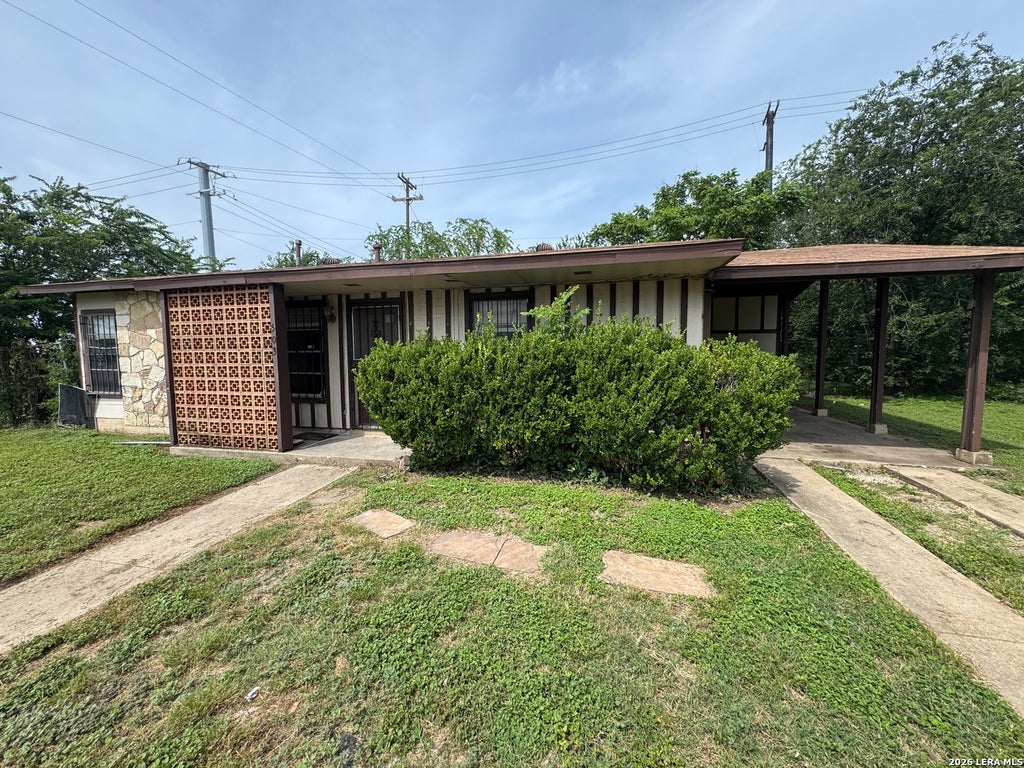 Photo of 503 YELLOW WOOD DR, San Antonio, TX 78219 (MLS # 2002738)
