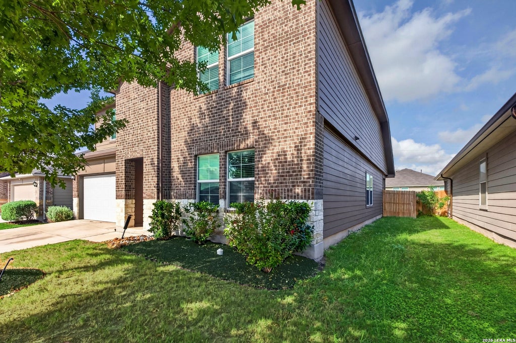 Photo of 1316 REDWOOD CRK, Seguin, TX 78155 (MLS # 2024625)