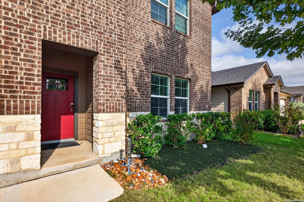 Photo of 1316 REDWOOD CRK, Seguin, TX 78155 (MLS # 2024625)