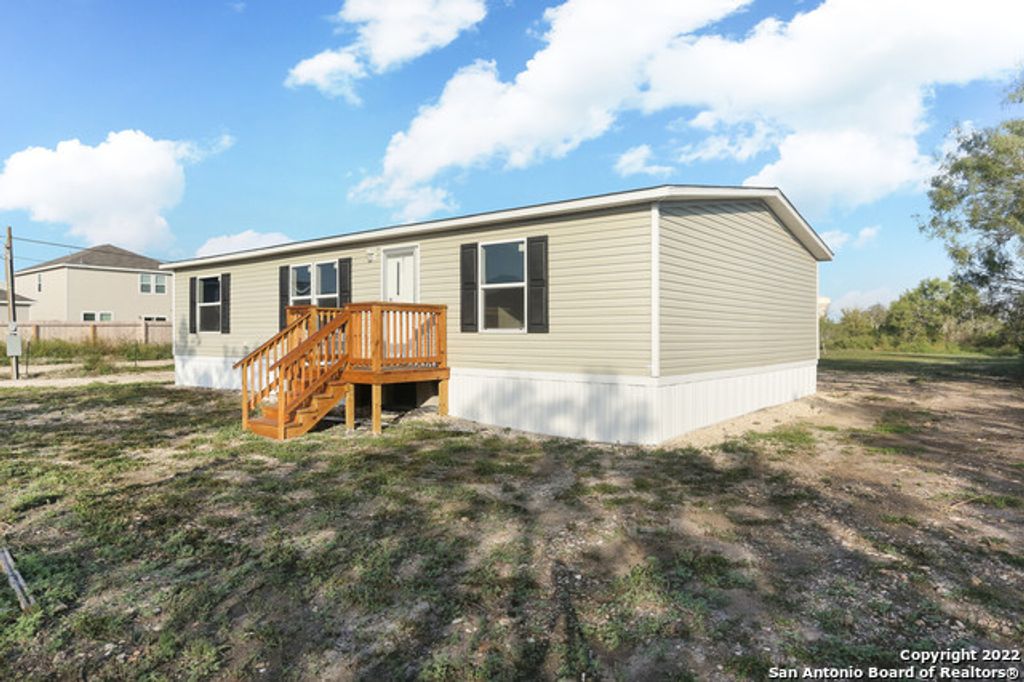 Photo of 5073 Abbott Rd, St Hedwig, TX 78152 (MLS # 1917659)