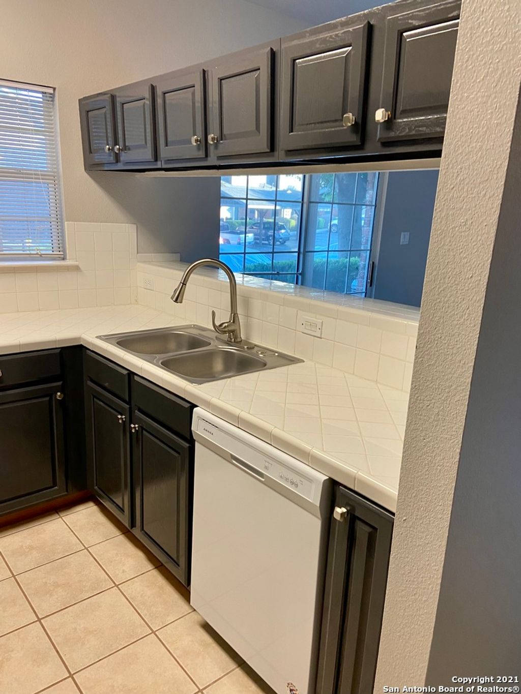 Photo of 40 CHAPEL HILL CIR, San Antonio, TX 78240 (MLS # 1972225)