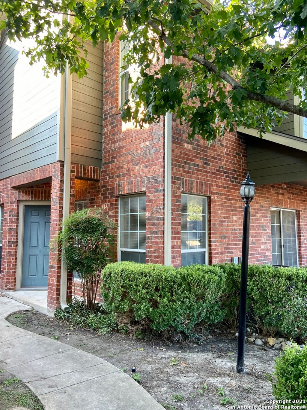 Photo of 40 CHAPEL HILL CIR, San Antonio, TX 78240 (MLS # 1972225)