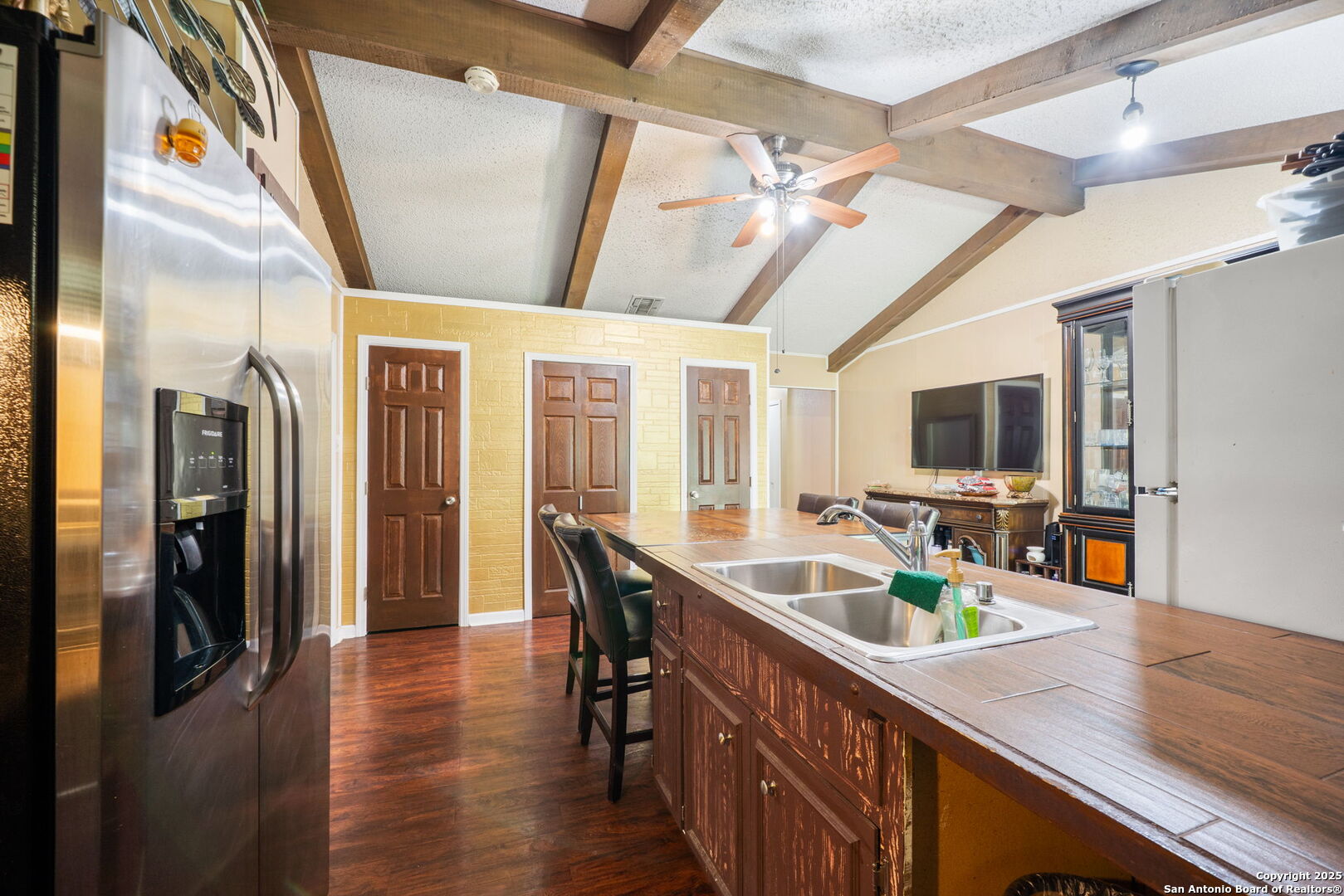 6410 Stable Road Dr