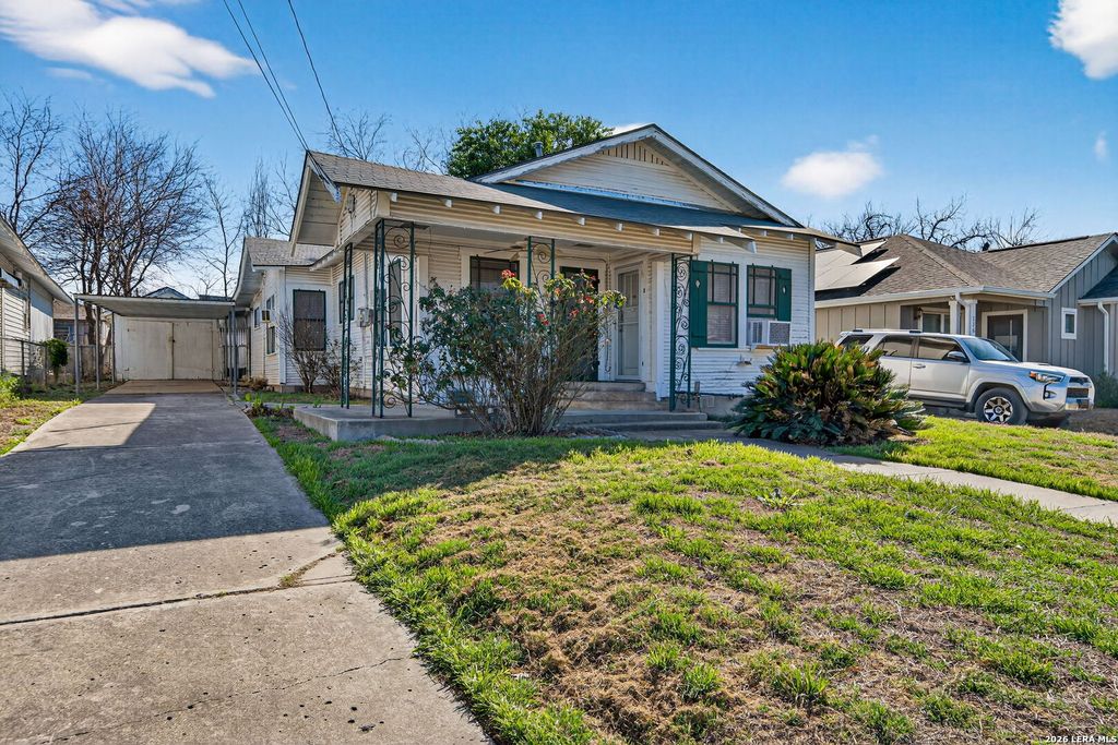Photo of 230 high, San Antonio, TX 78210 (MLS # 1944455)