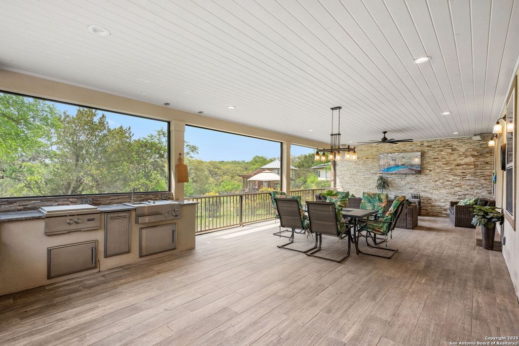 Photo of 20725 Wahl, San Antonio, TX 78266 (MLS # 1857207)