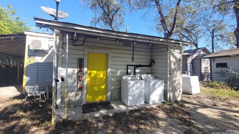Photo of 128 Saint Francis 3 #3, San Antonio, TX 78204 (MLS # 1956946)