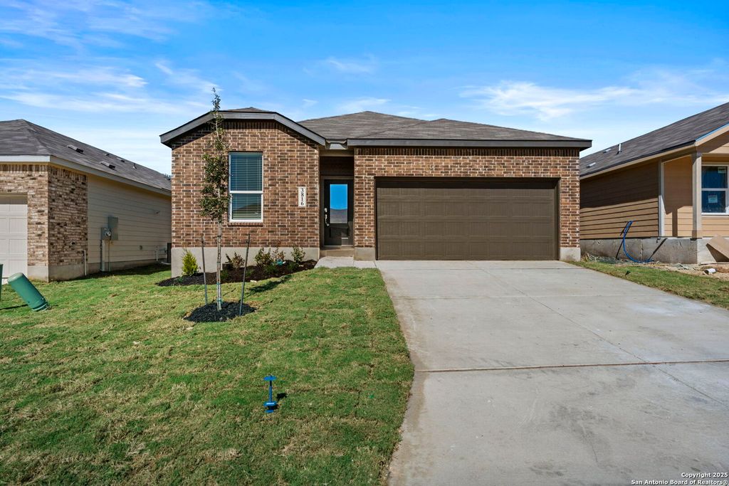 Photo of 3816 Northaven, New Braunfels, TX 78132 (MLS # 1919728)