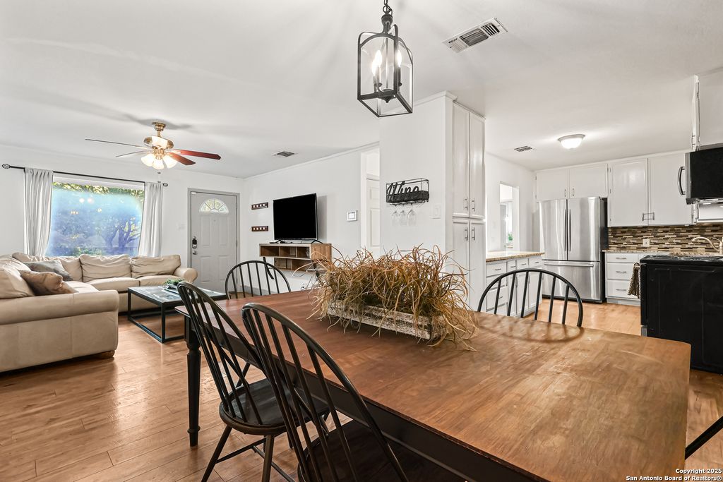 Photo of 311 Hope Dr, San Antonio, TX 78228 (MLS # 1926178)