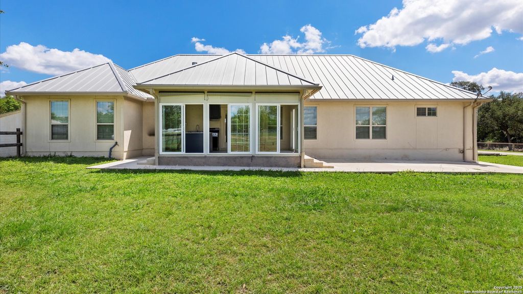 Photo of 24935 pecan creek, San Antonio, TX 78255 (MLS # 1866061)