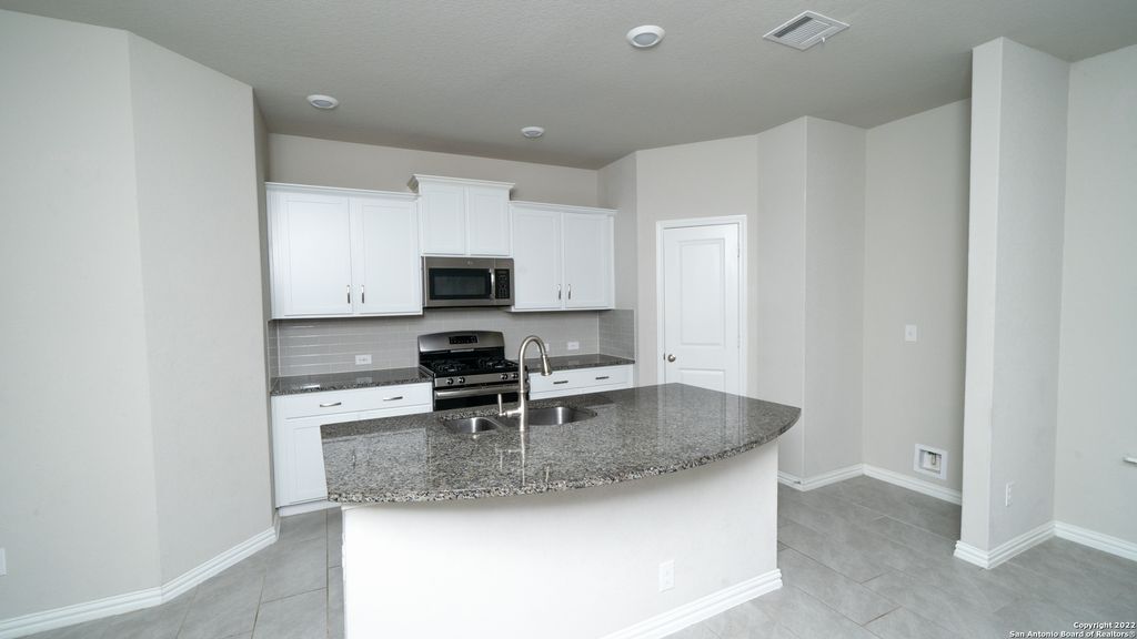 Photo of 7846 Belmont valley, San Antonio, TX 78253 (MLS # 1642637)