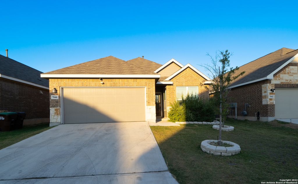 Photo of 7846 Belmont valley, San Antonio, TX 78253 (MLS # 1642637)