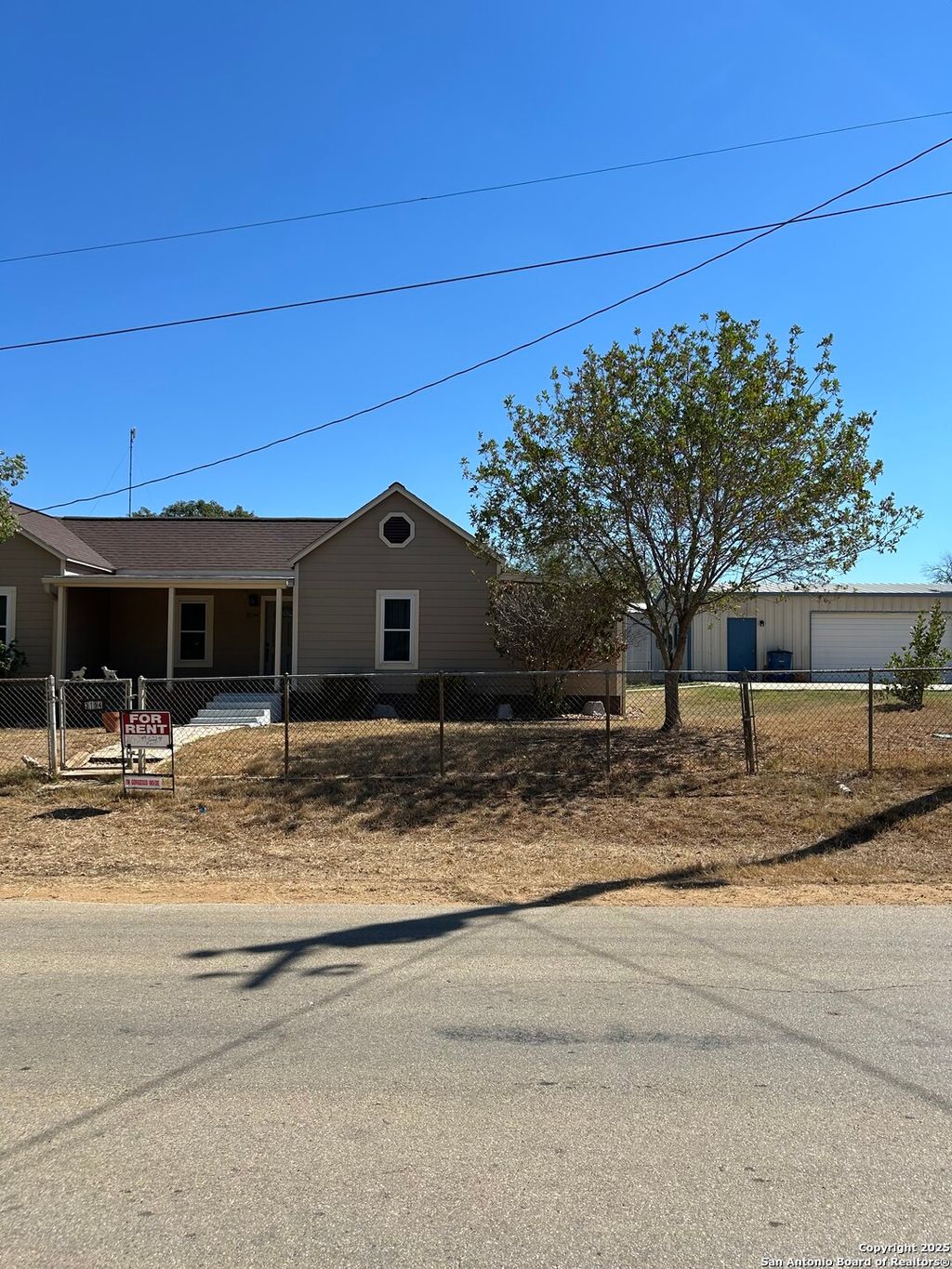 Photo of 3194 County Road 357, La Vernia, TX 78121 (MLS # 1914452)