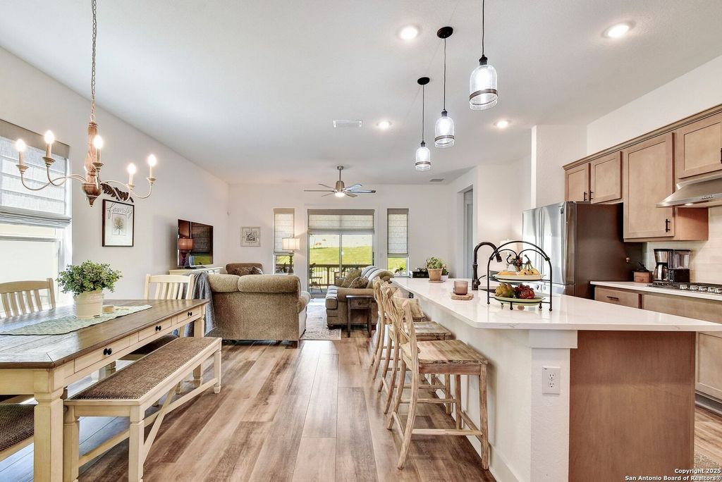 Photo of 140 Sentido, Boerne, TX 78006 (MLS # 1909646)