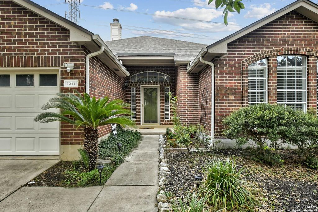 Photo of 1311 CRUMPET, San Antonio, TX 78253 (MLS # 1944509)