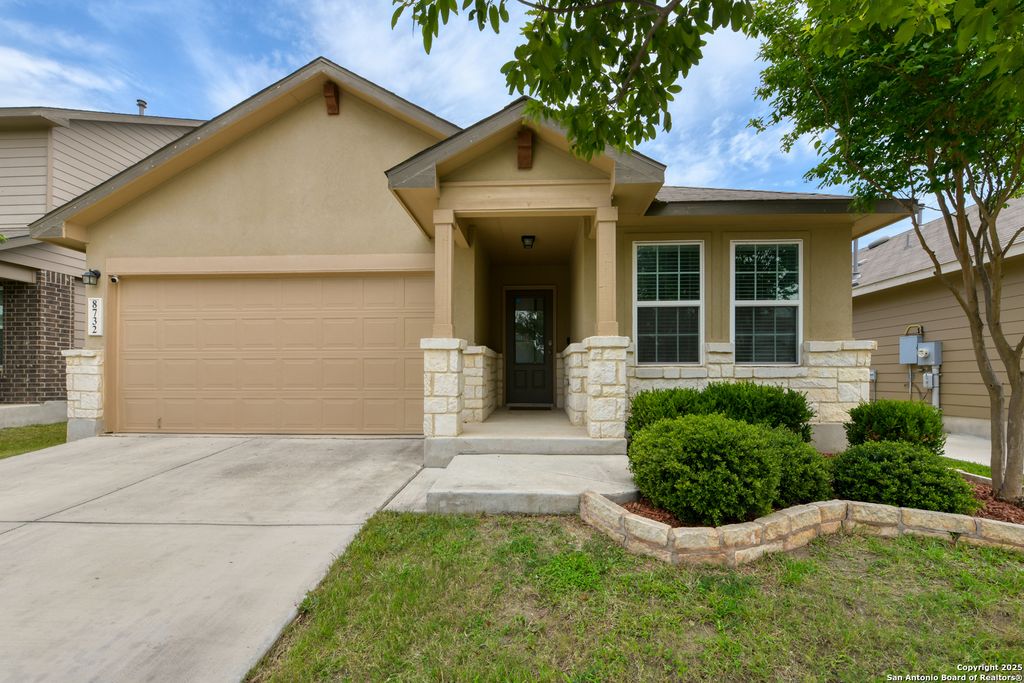 Photo of 8732 Ironwood Hill, San Antonio, TX 78254 (MLS # 1954928)