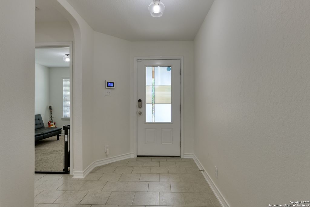 Photo of 8732 Ironwood Hill, San Antonio, TX 78254 (MLS # 1954928)
