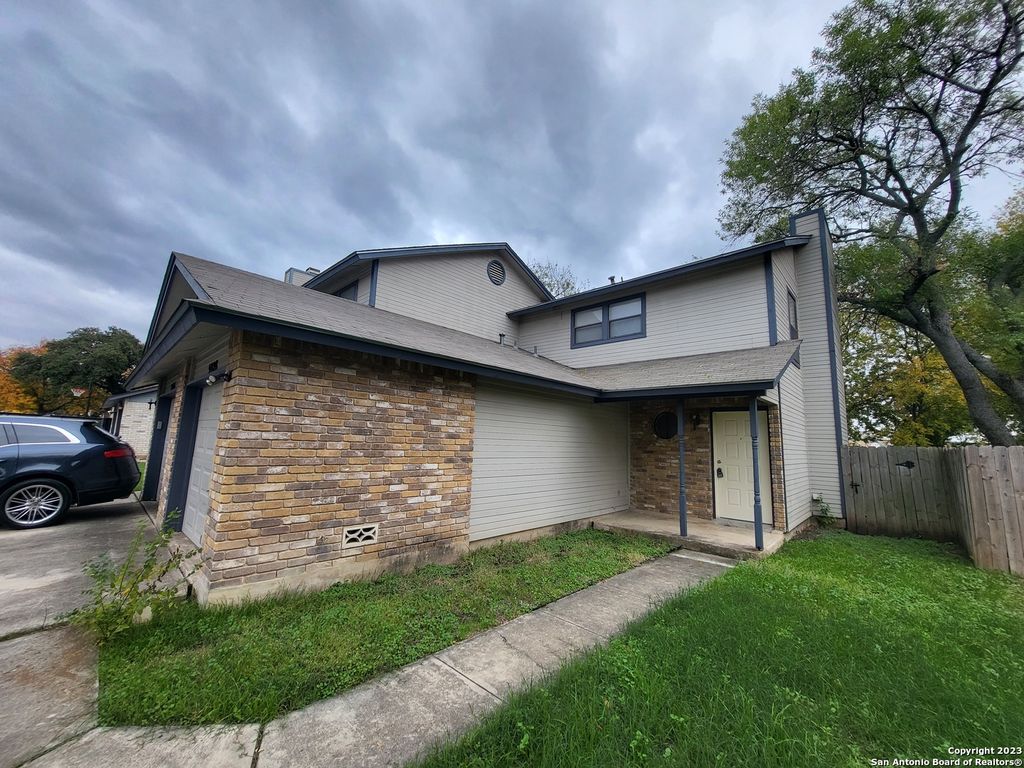 Photo of 9928 Ardash Ln, San Antonio, TX 78250 (MLS # 1920772)