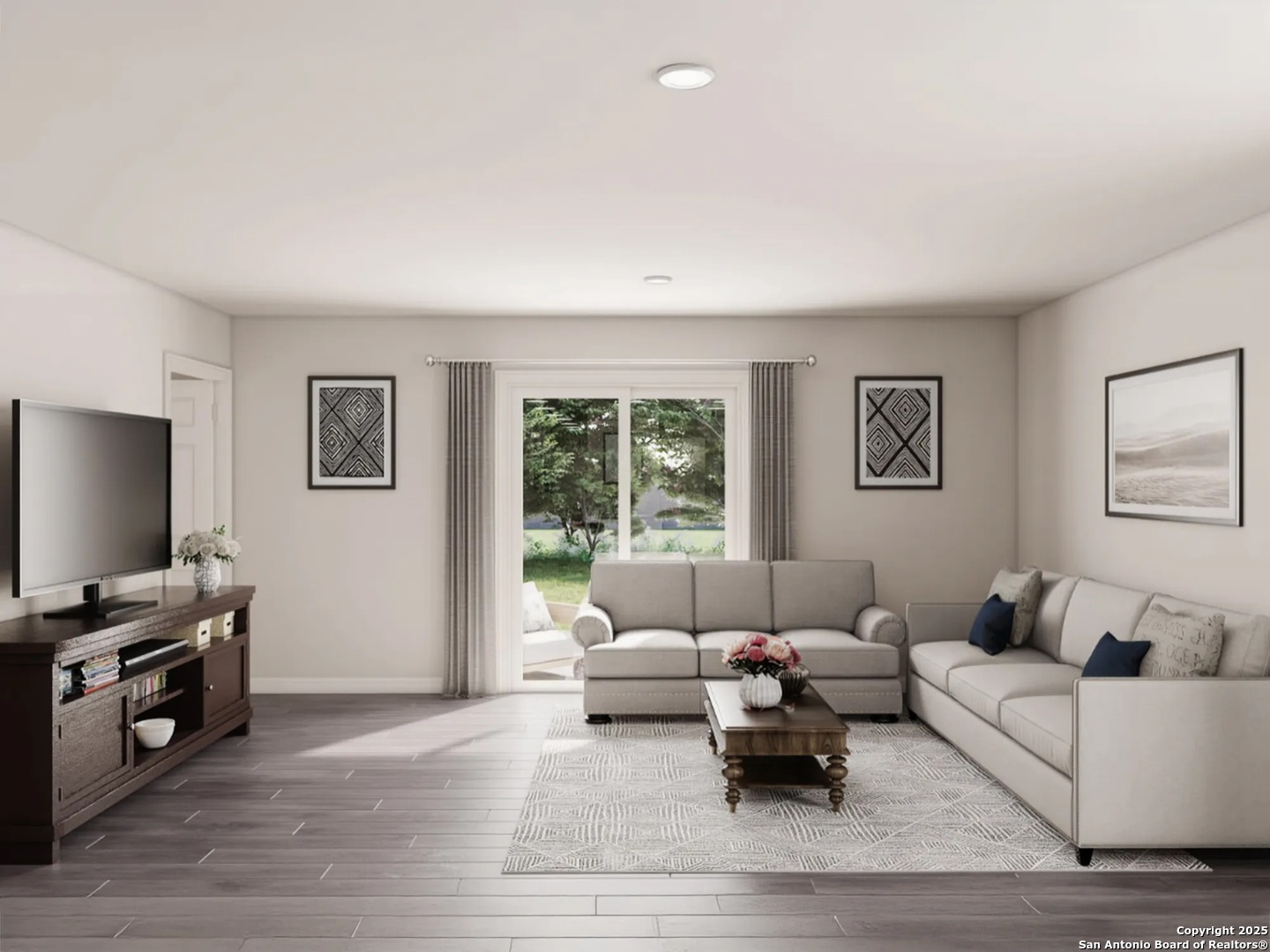 302 Mariposa Circle