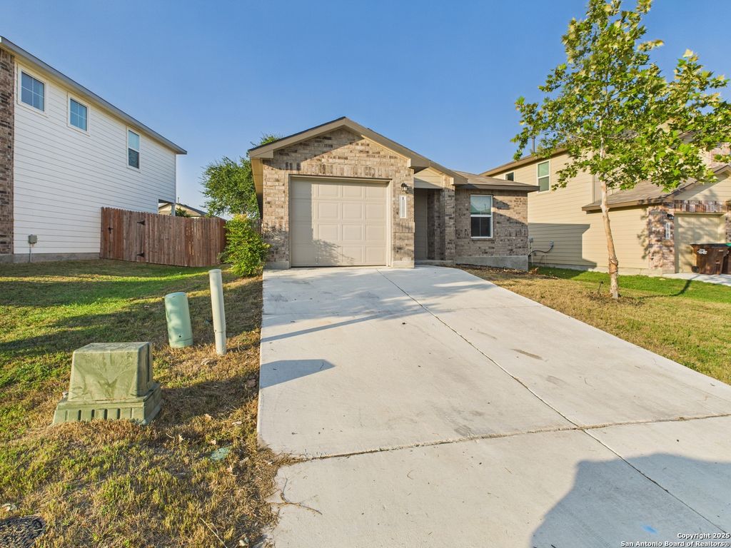Photo of 15403 Shortwing, San Antonio, TX 78253 (MLS # 1906558)
