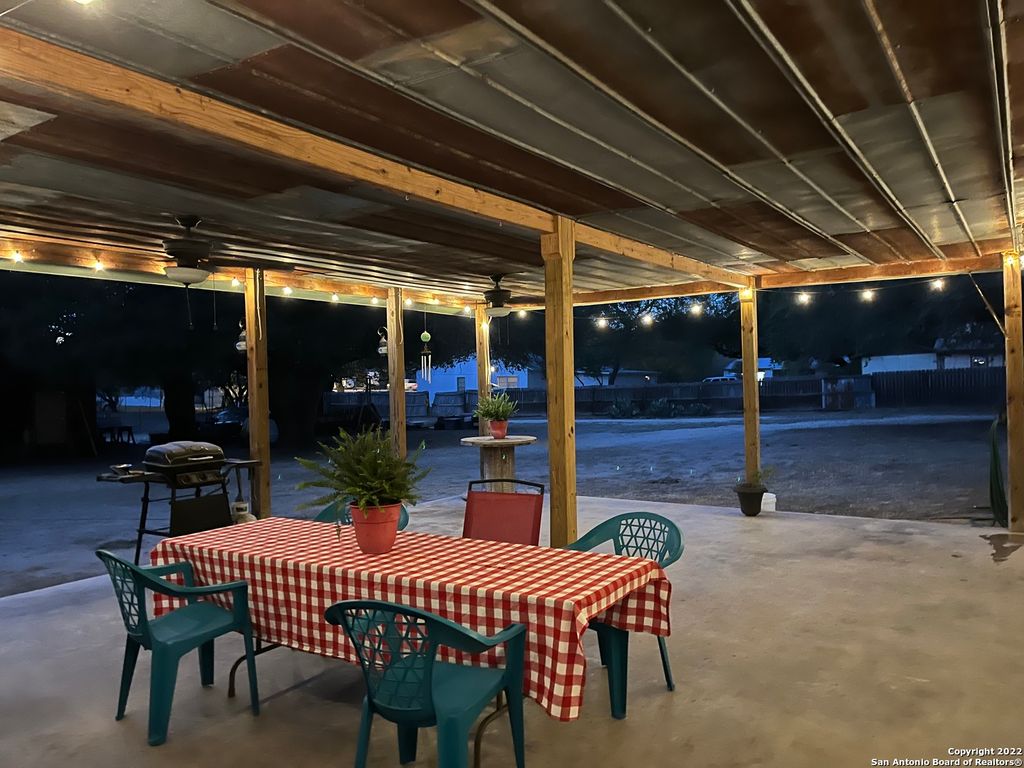 Photo of 1211 Devine Dr., Devine, TX 78016 (MLS # 1899023)