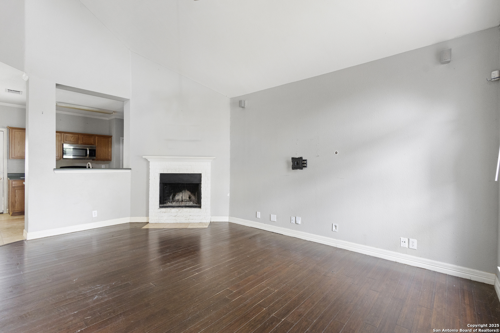 12122 Clubhouse