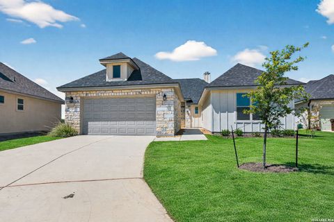131 JOHN T COURT Castroville TX 78009