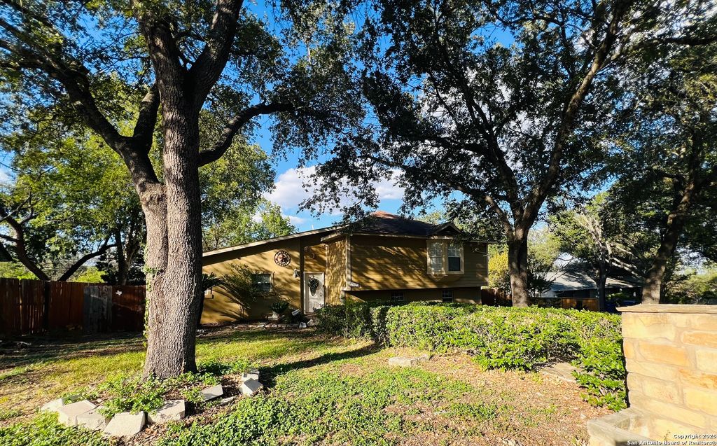 Photo of 3407 kashmuir, San Antonio, TX 78223 (MLS # 1918382)