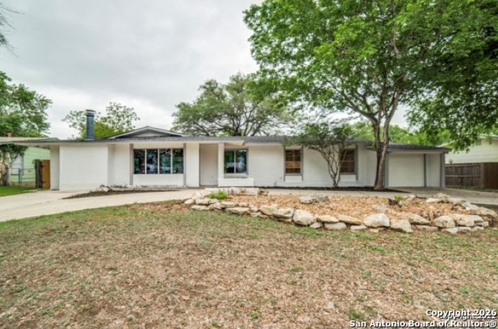 Photo of 3715 Electra Dr, San Antonio, TX 78218 (MLS # 1934460)