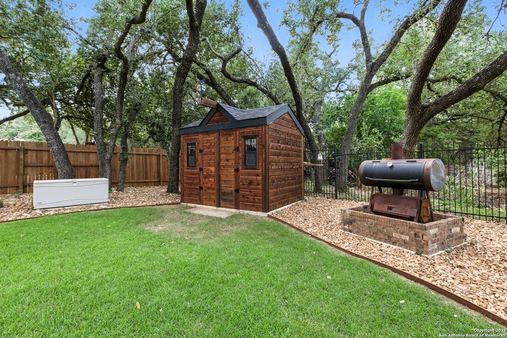 Photo of 2203 Bella Daisy, San Antonio, TX 78260 (MLS # 1915217)