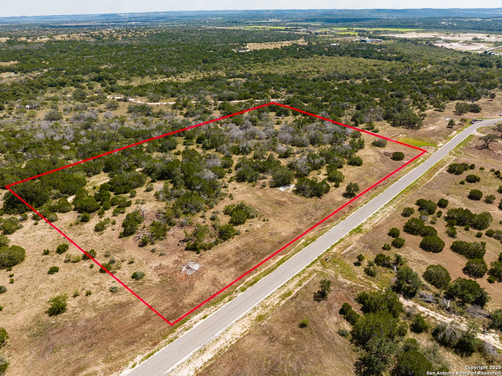 Photo of 209 Dark Sky Path, Kerrville, TX 78028 (MLS # 1920497)