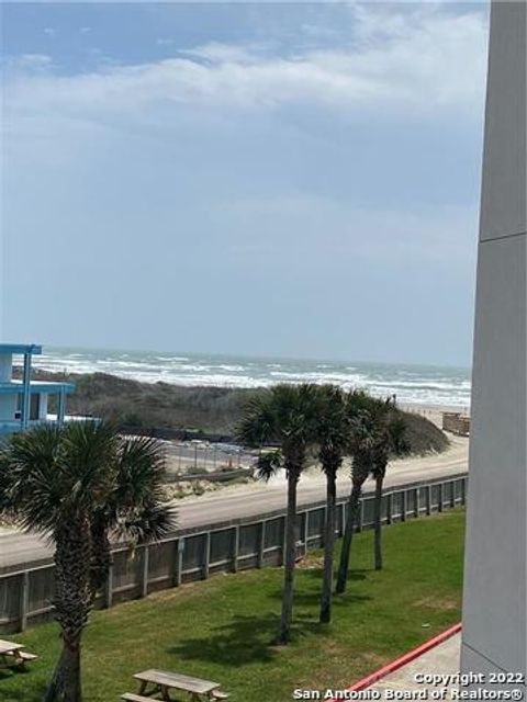 A home in Port Aransas