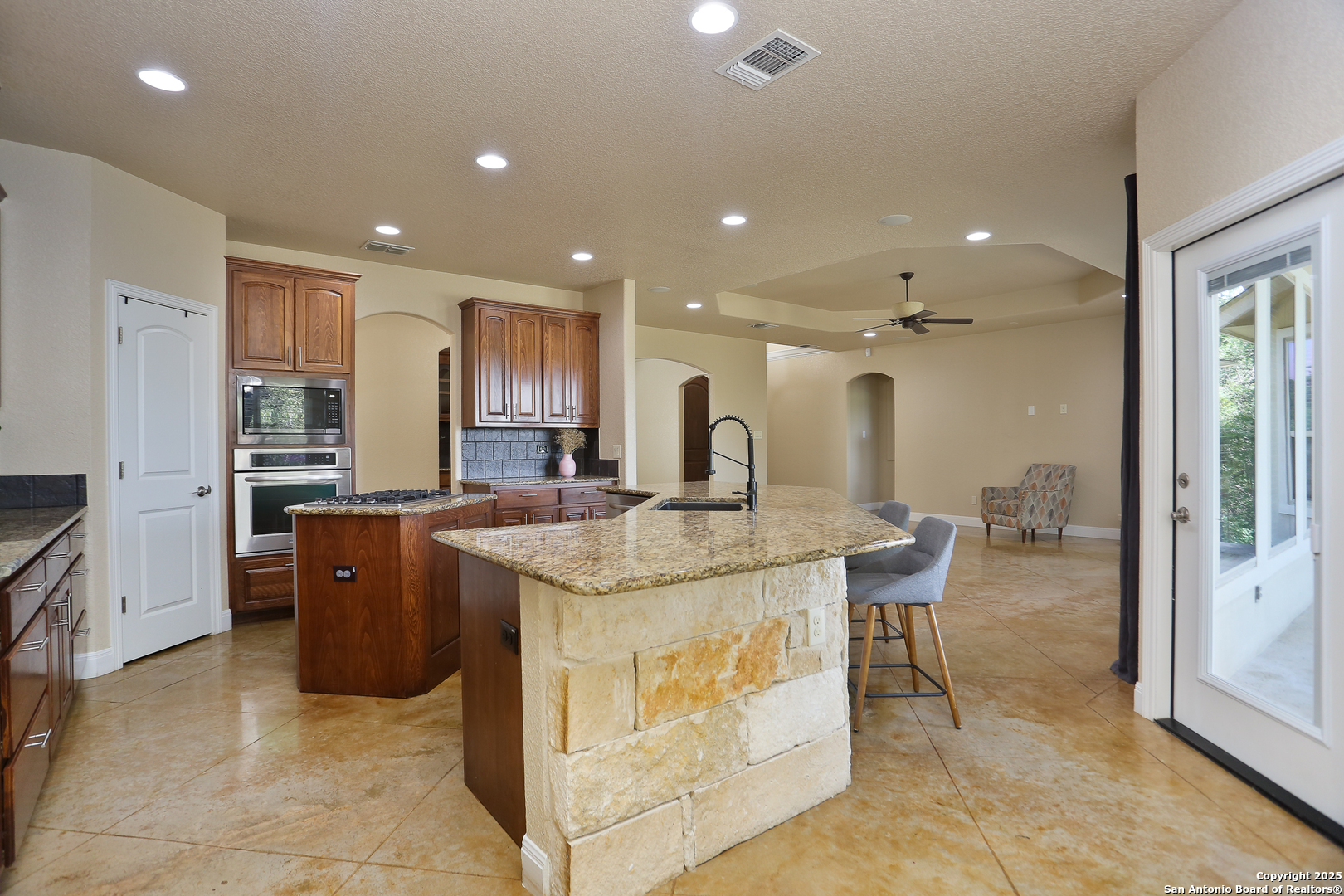 12302 Calvert