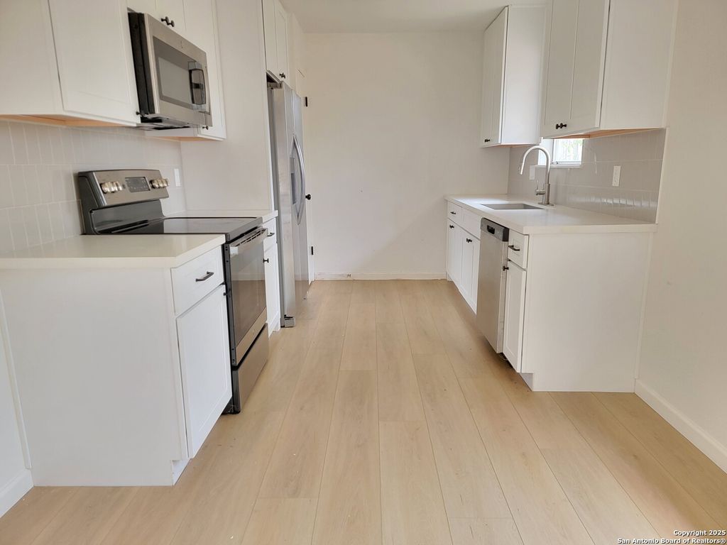 Photo of 9515 Valley Dale, San Antonio, TX 78250 (MLS # 1925751)