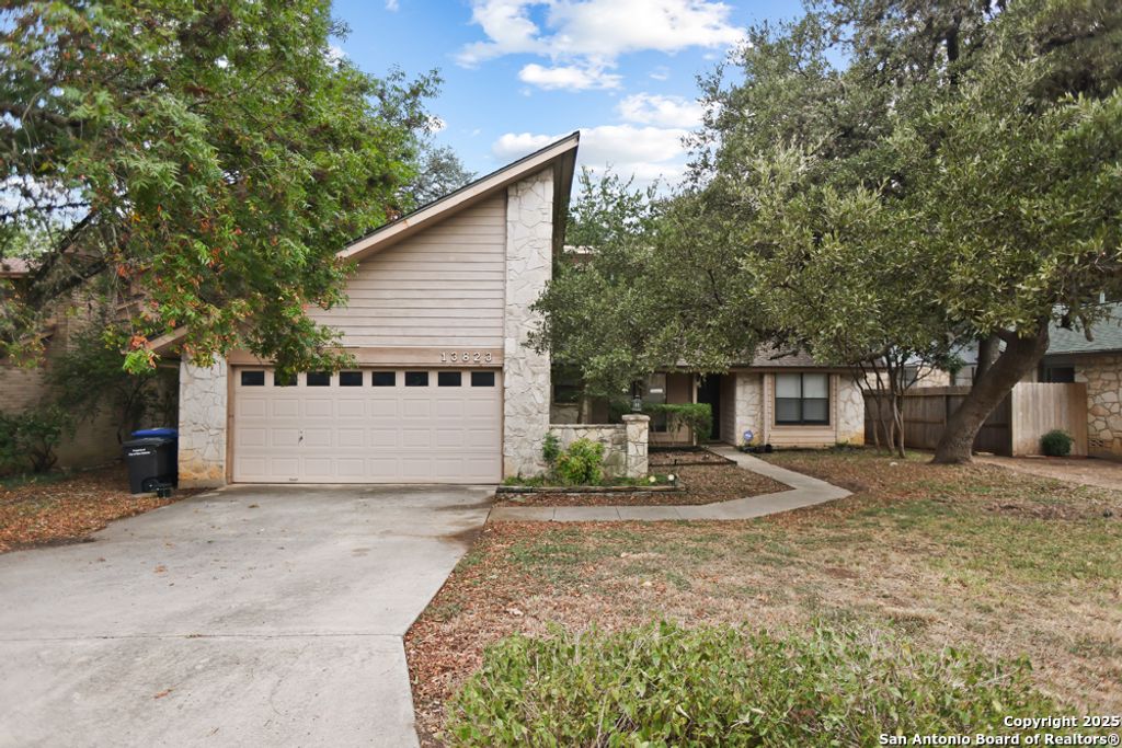Photo of 13823 Chisom Creek St., San Antonio, TX 78249 (MLS # 1914070)