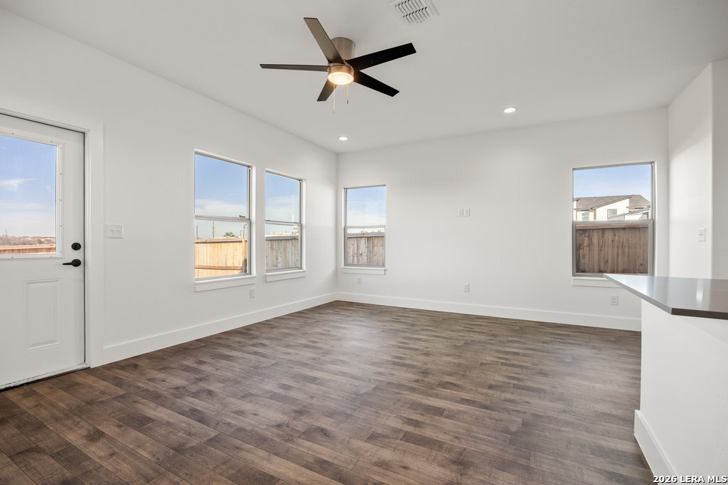 3362 Northwestern Dr