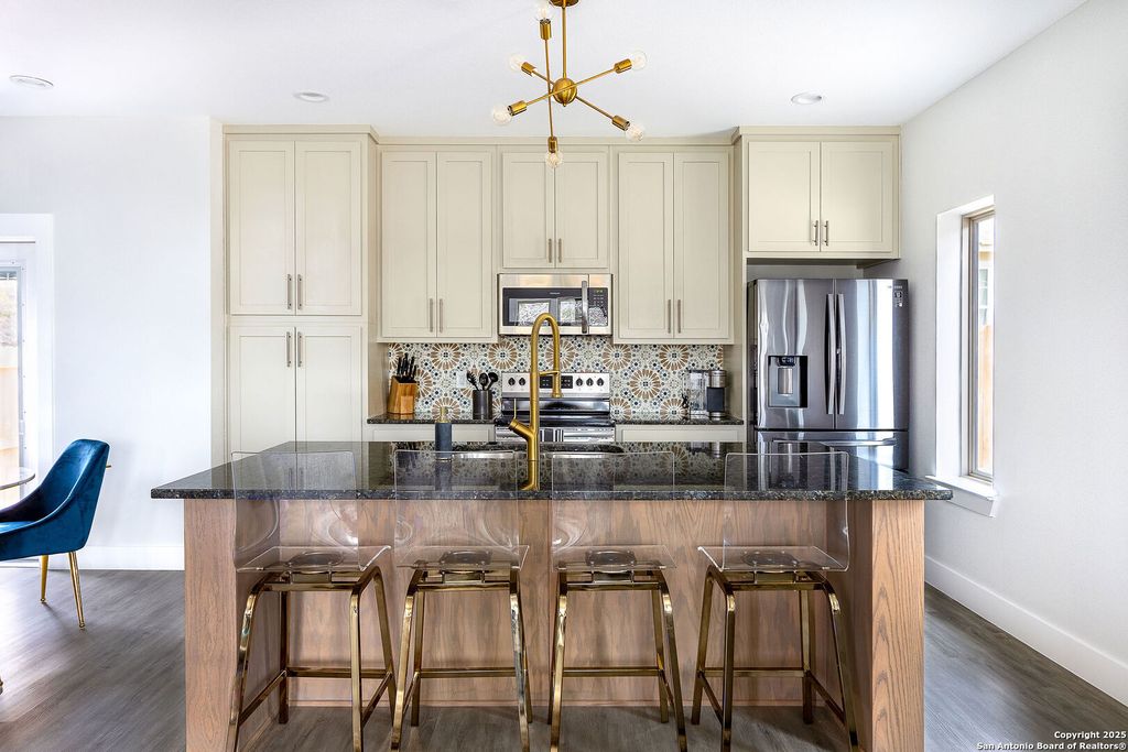 Photo of 1940 Greenhill, Canyon Lake, TX 78133 (MLS # 1926386)