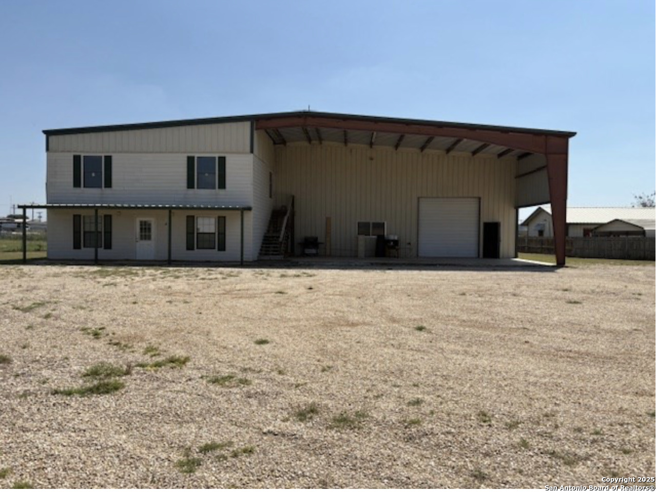 Property photo 4