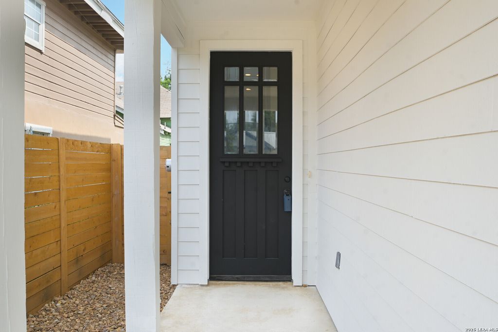 Photo of 803 Indiana, San Antonio, TX 78210 (MLS # 1927869)