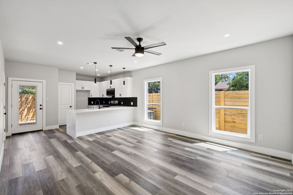 Photo of 803 Indiana, San Antonio, TX 78210 (MLS # 1927869)