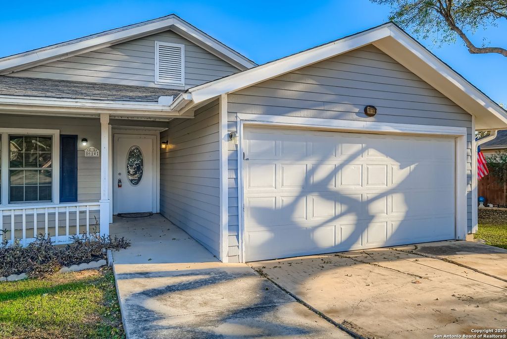 Photo of 8614 Ridge Pilot, San Antonio, TX 78239 (MLS # 1930378)