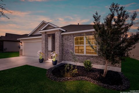 7060 Rimwood Live Oak TX 78233