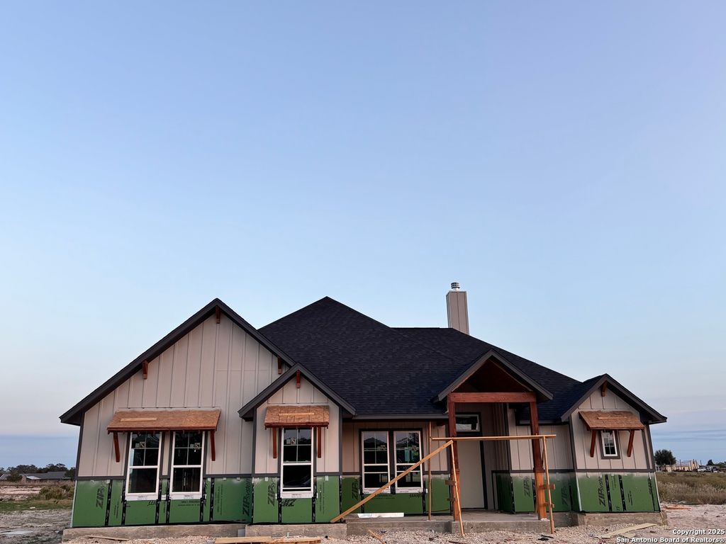 Photo of 171 Pradera Ridge Drive, Floresville, TX 78114 (MLS # 1924703)